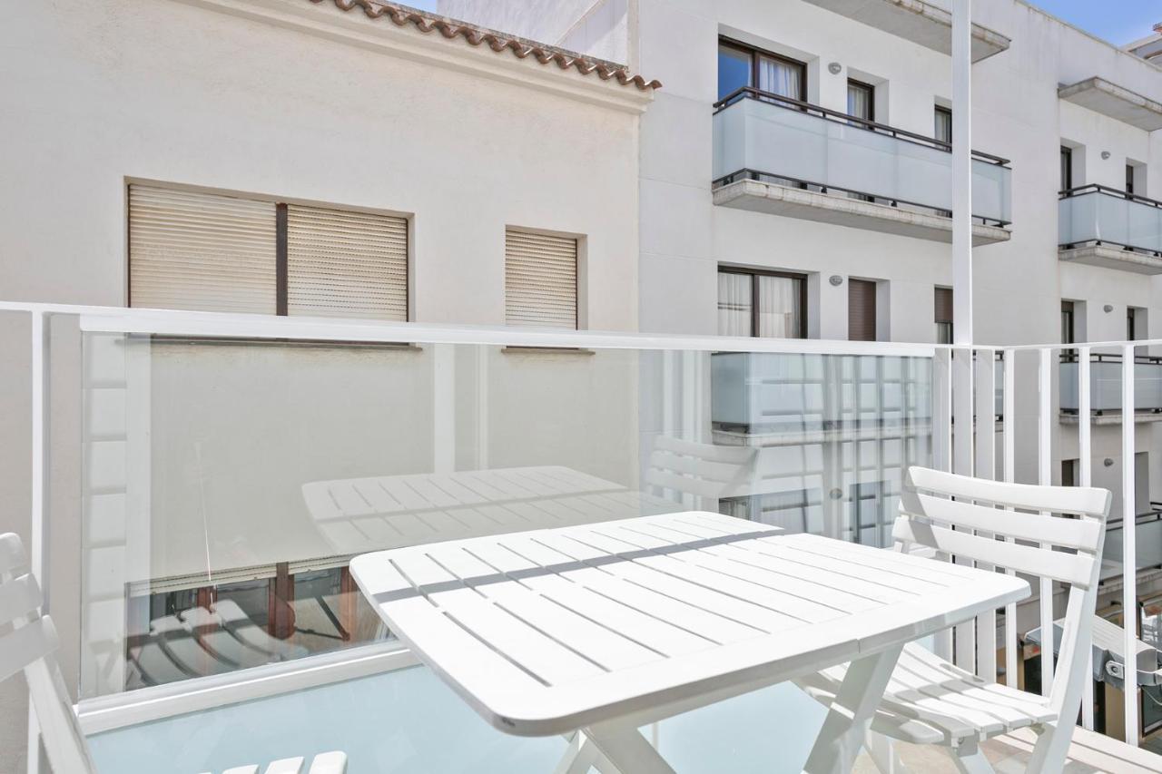Apartaments Pepita Bandert Cambrils Exterior foto